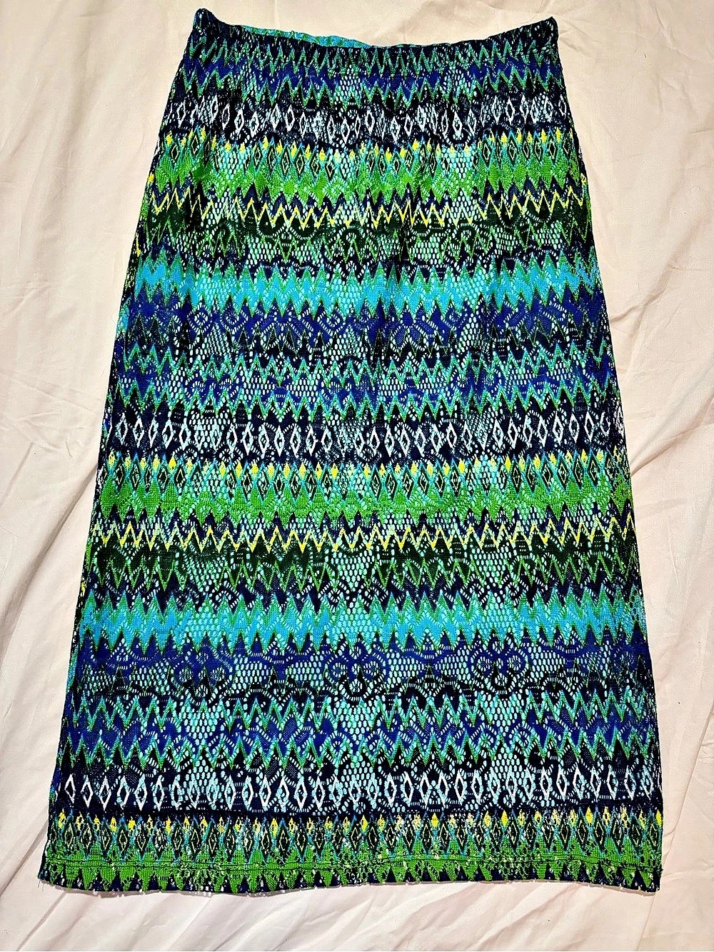 Violet b. Geometric Maxi Skirt in Blue & Green Size Small Like New